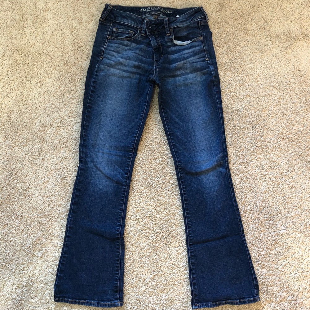 American Eagle women’s jeans